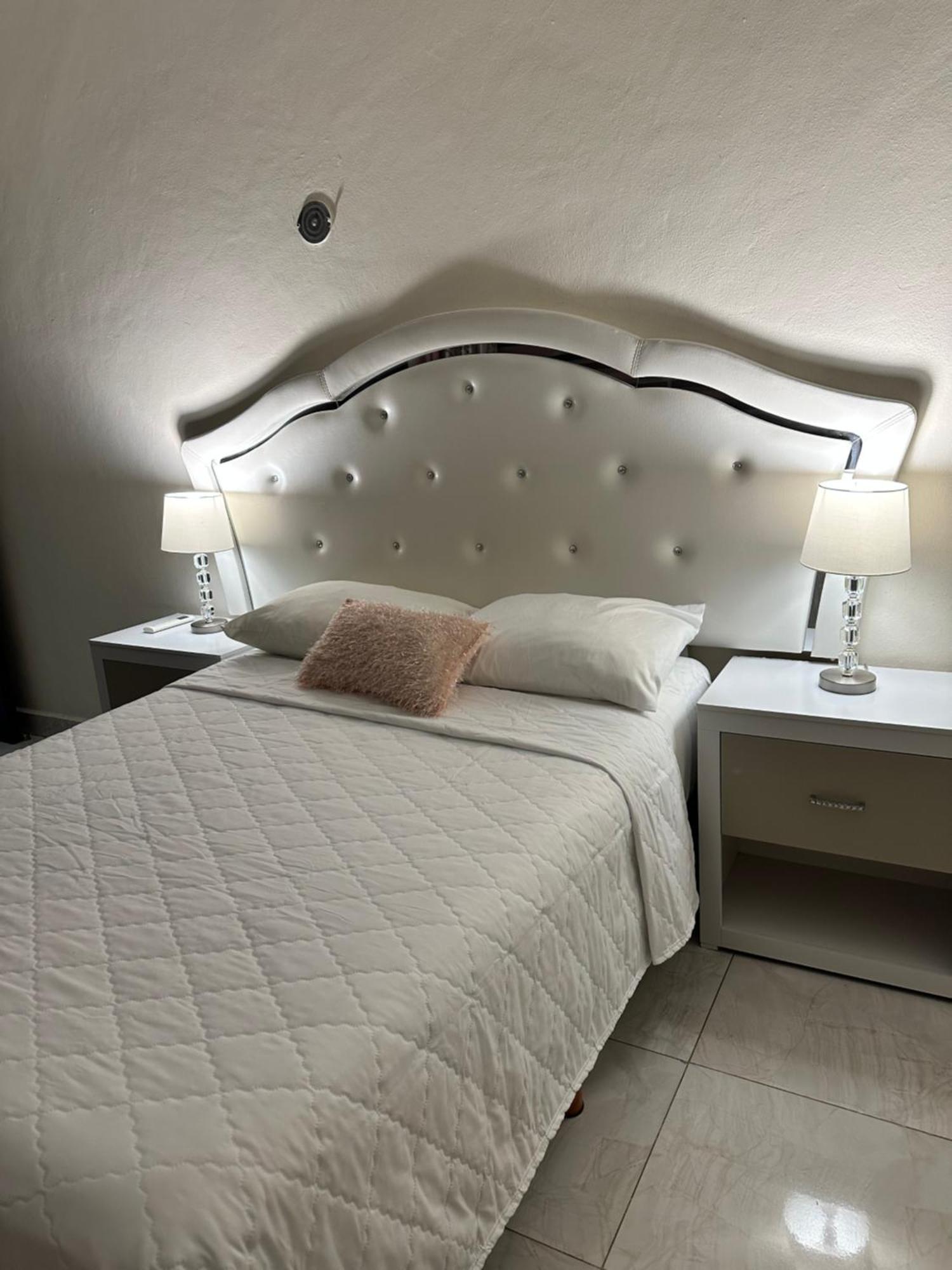 Casa Sasha'S Mini Palace Канкун Экстерьер фото
